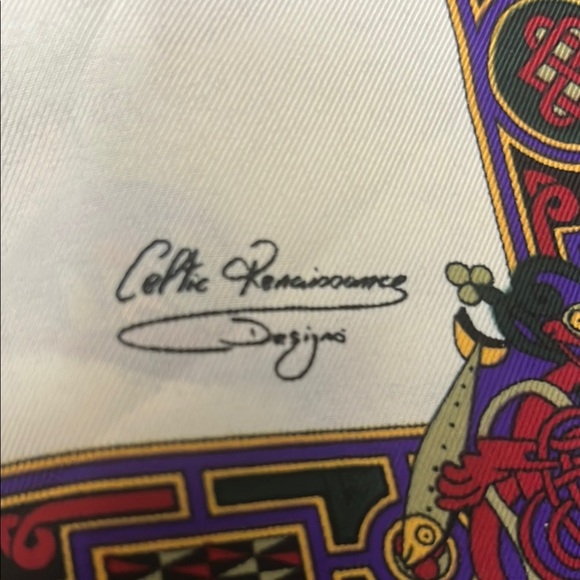 Vintage Irish Celtic Scarf Book of Kells 50" × 12" New w/o Tags Dublin Ireland - Picture 5 of 6